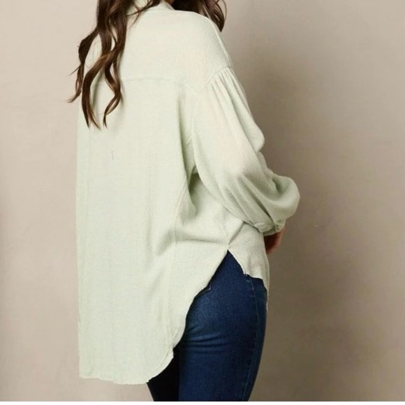 Mint colored oversized Blouse - Picture 5 of 6